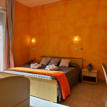 Summer Dream Aparthotel 3*