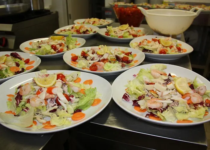 アパートホテル Summer Dream 3*