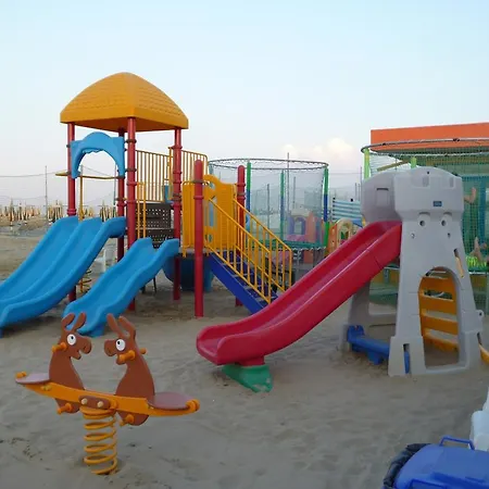 מלון דירות Summer Dream קרביה