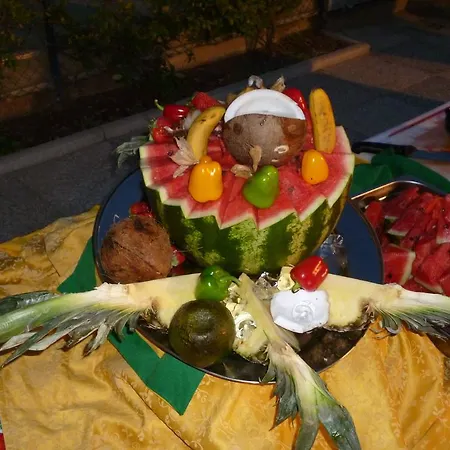 מלון דירות Summer Dream 3*